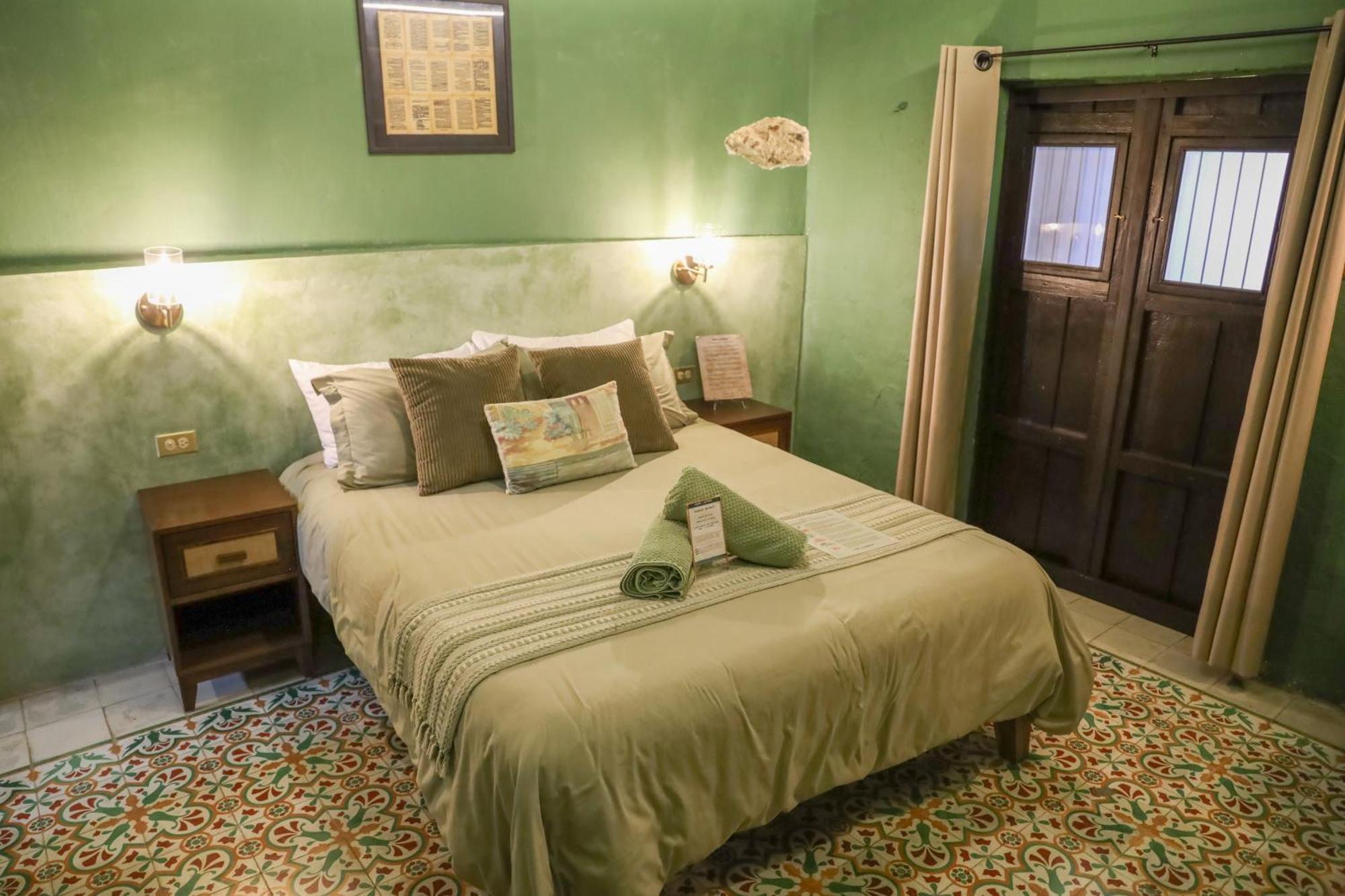Kuka Y Letras Bed & Breakfast Merida Bagian luar foto